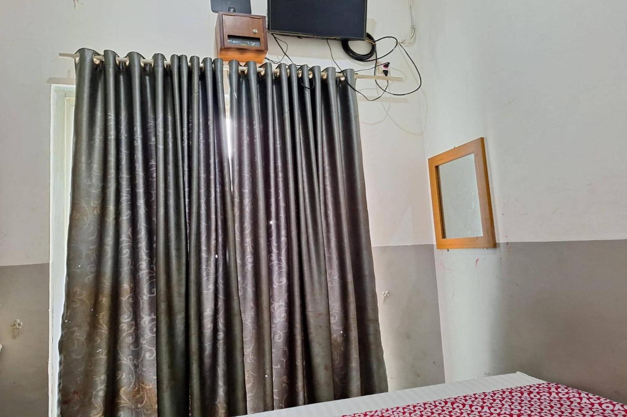 Oyo 93584 Rukotel South Tangerang 외부 사진