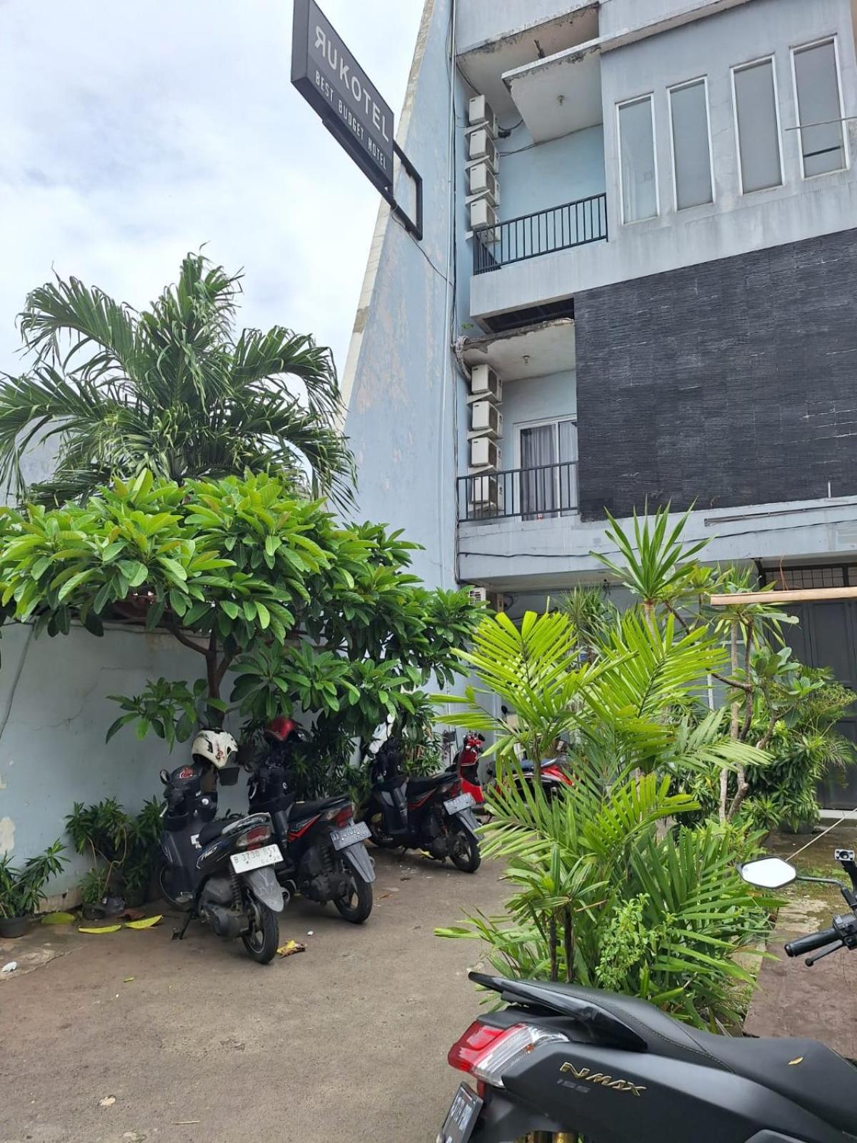 Oyo 93584 Rukotel South Tangerang 외부 사진