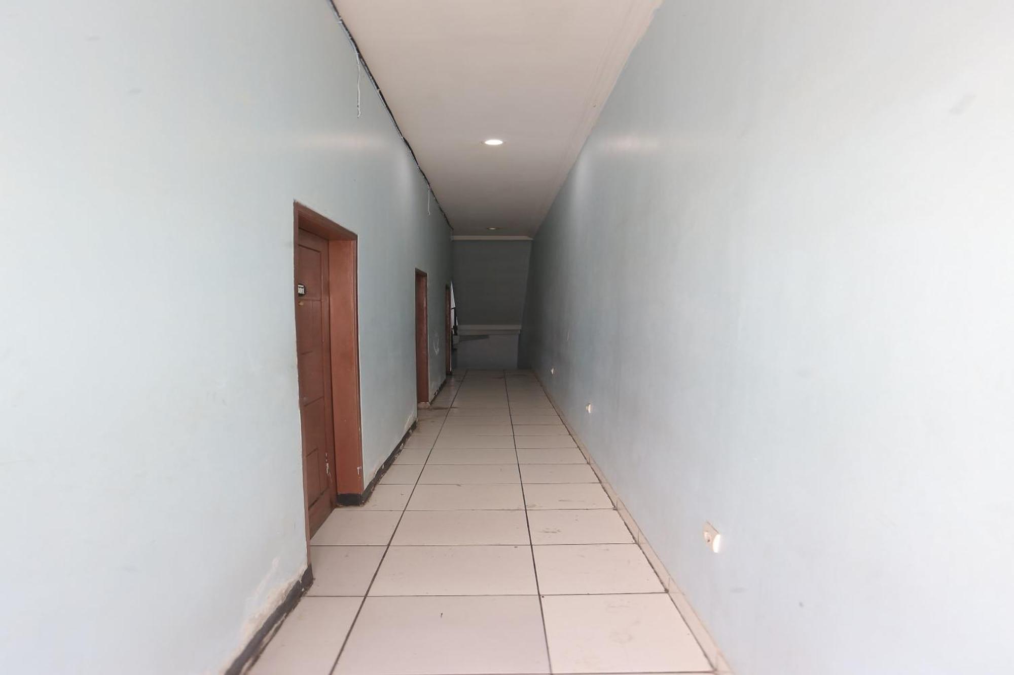 Oyo 93584 Rukotel South Tangerang 외부 사진