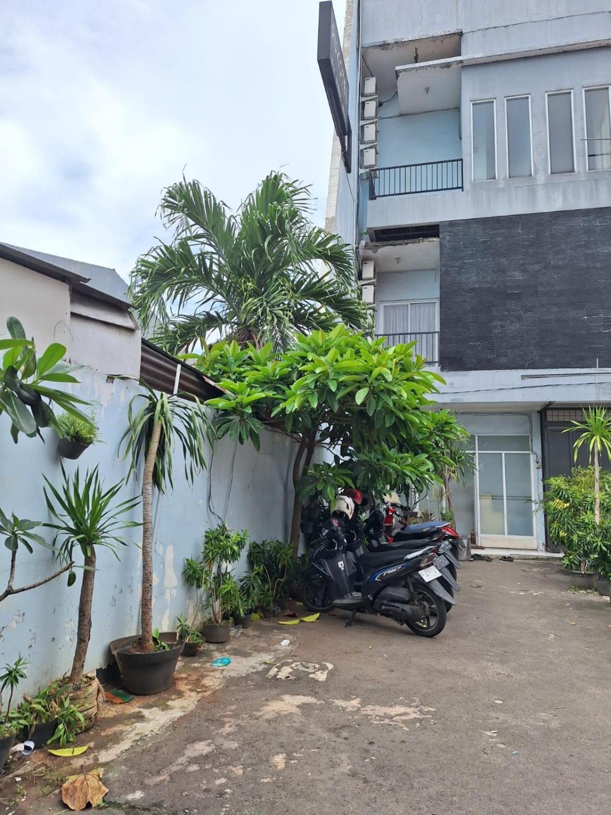 Oyo 93584 Rukotel South Tangerang 외부 사진